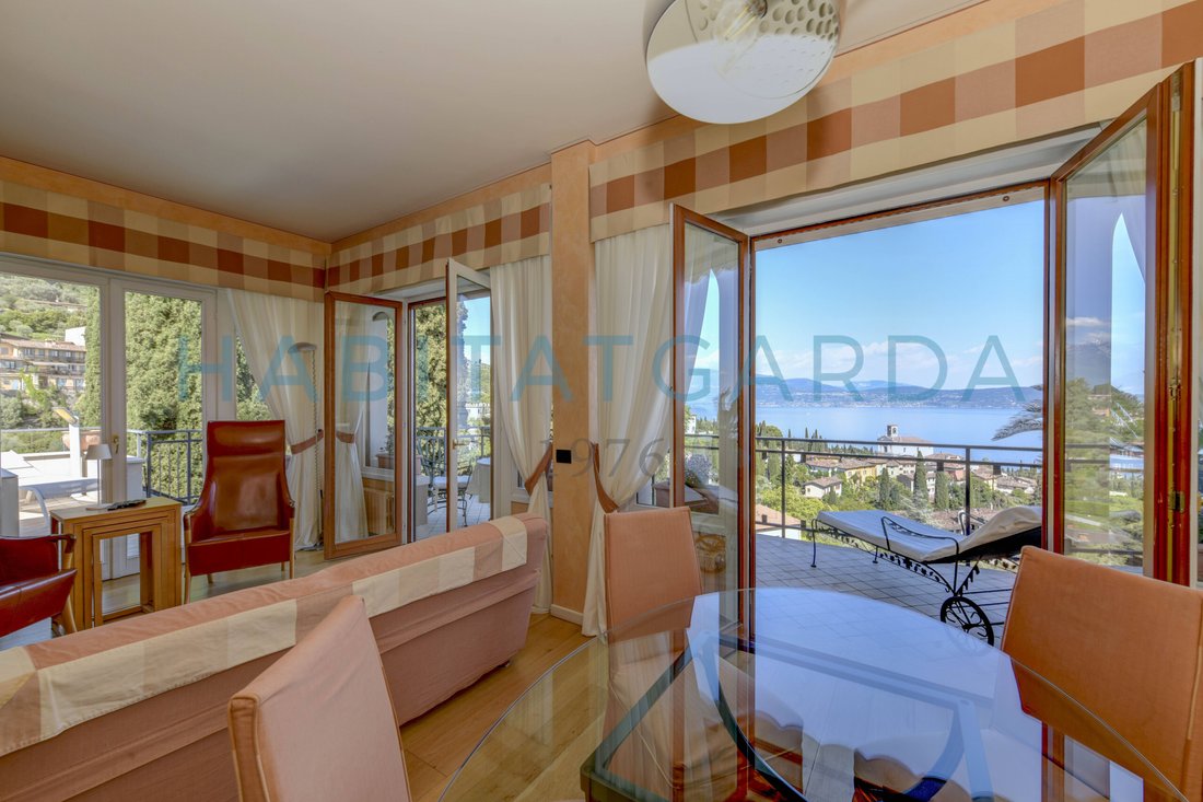 Apartment in Gardone Riviera, Lombardy, Italy 3 - 18103992