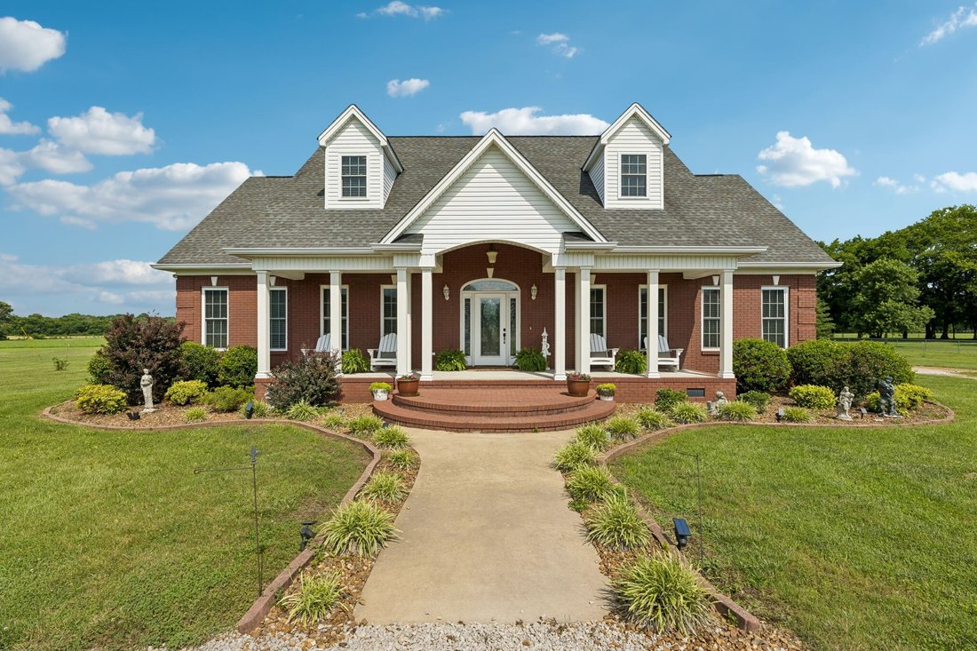 House in Columbia, Tennessee, United States 3 - 18095585