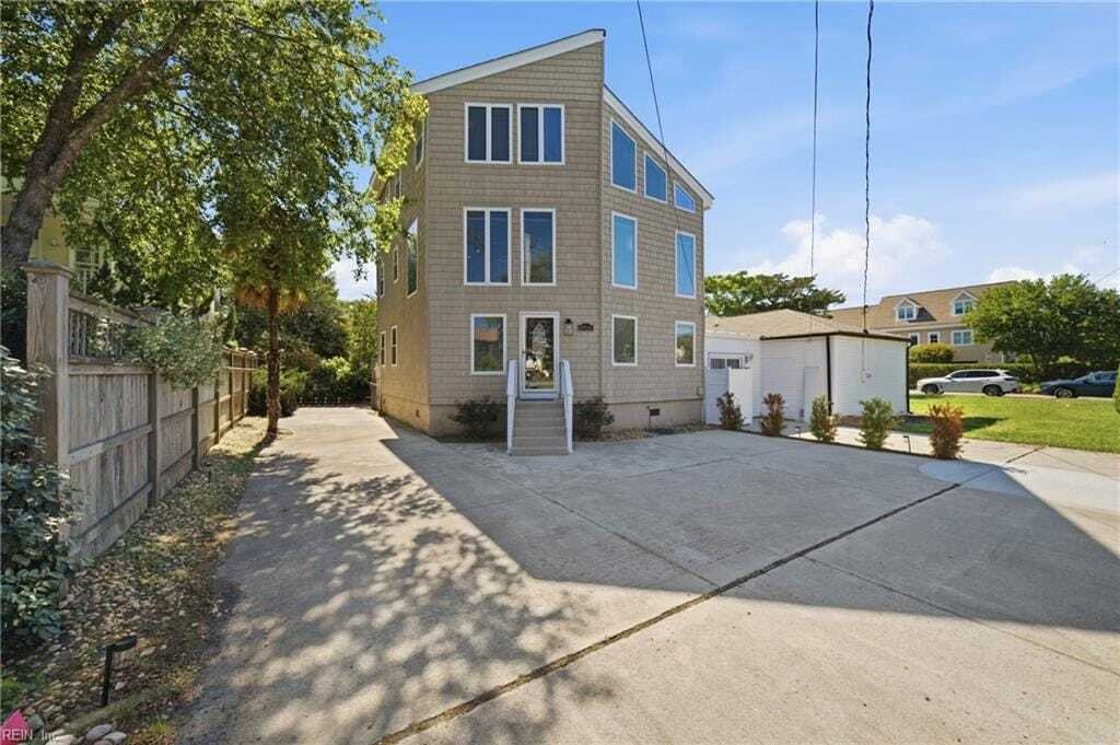 Condo in Virginia Beach, Virginia, United States 1 - 18102540