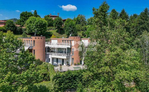 Villa in Como Borghi, Como, Lombardei 1