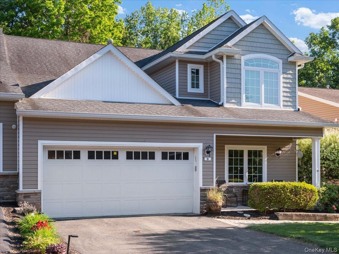 Condo in Spring Valley, New York, United States 1 - 18076133