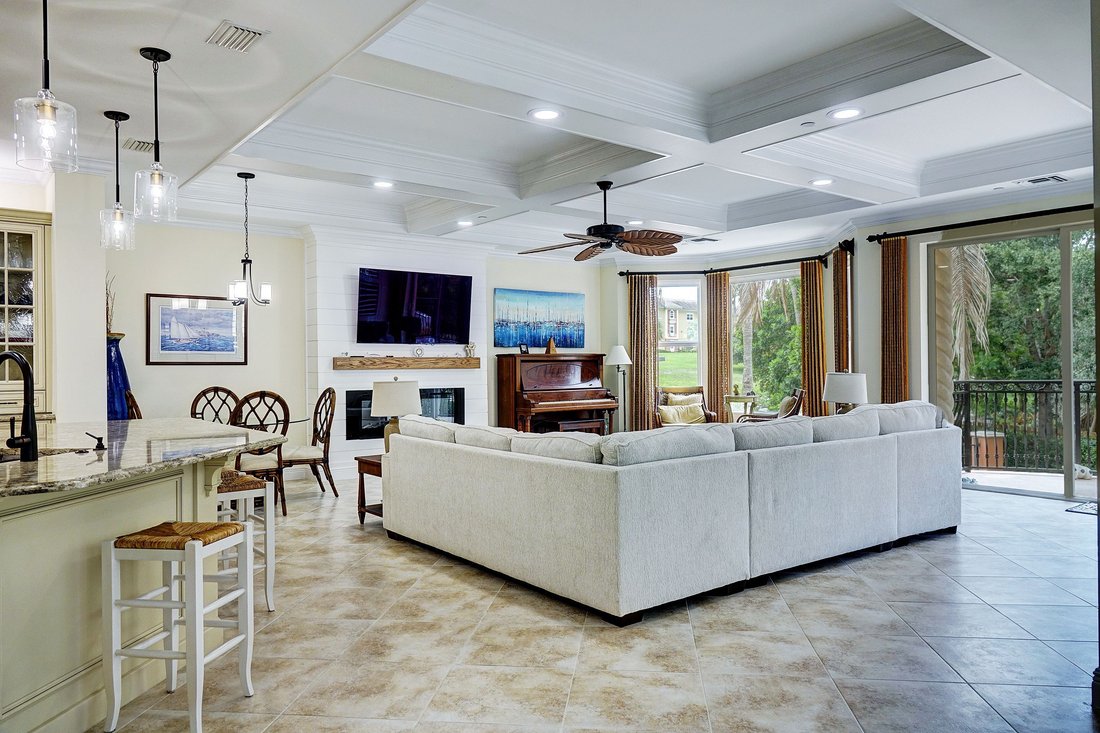 Condo in Jensen Beach, Florida, United States 1 - 18108047