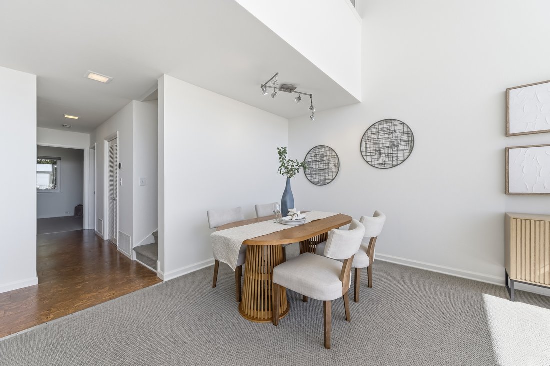 Condo in San Carlos, California, United States 4 - 18108087