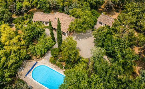 Villa in Partie Nord-Ferrieres-Cadenades-Rouviere, Le Muy, France 1