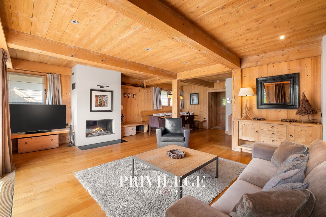 Chalet in Les Houches, Auvergne-Rhône-Alpes, France 5 - 18107281