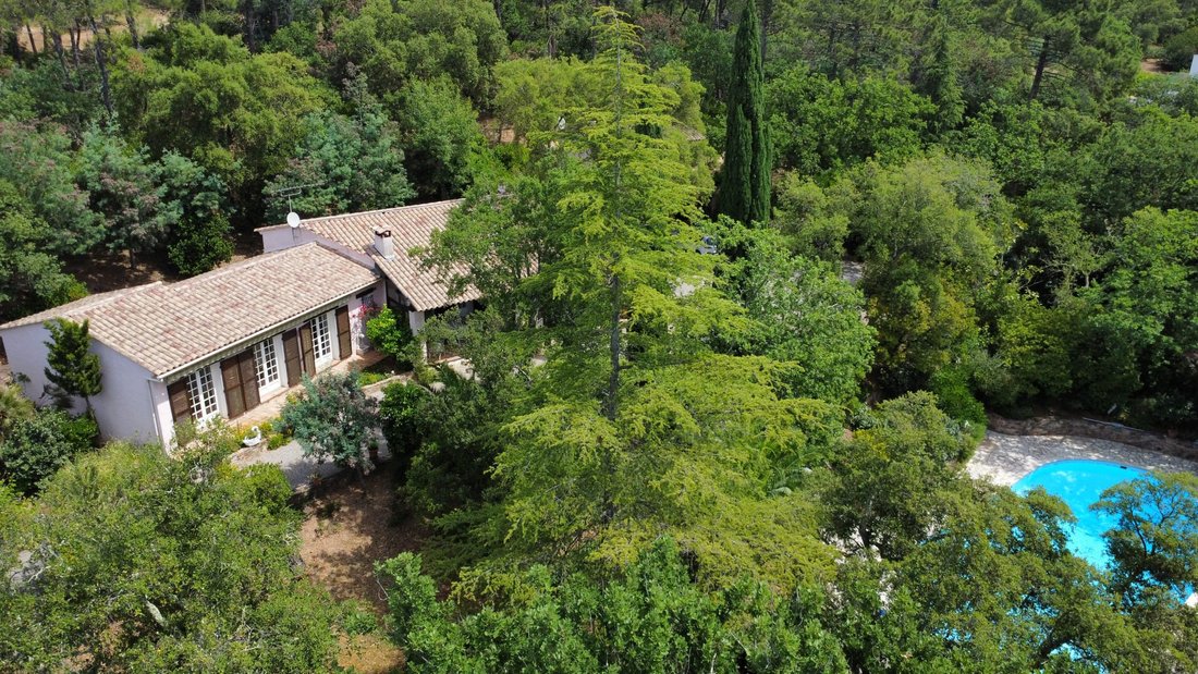 Villa in Partie Nord-Ferrieres-Cadenades-Rouviere, Le Muy, France 3 - 18107207