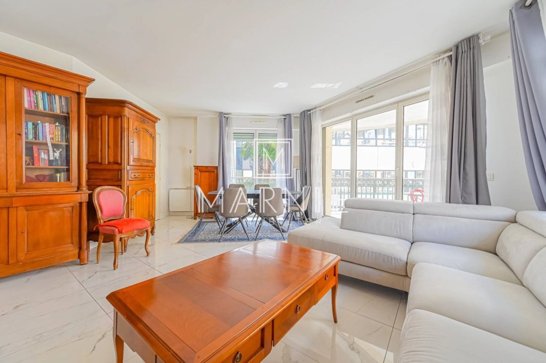 Apartment in Hôtel de Ville-Planchette, Levallois-Perret, France 5 - 18108554