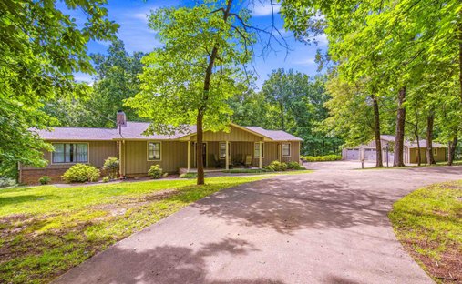 House in Rogersville, Alabama, United States 1