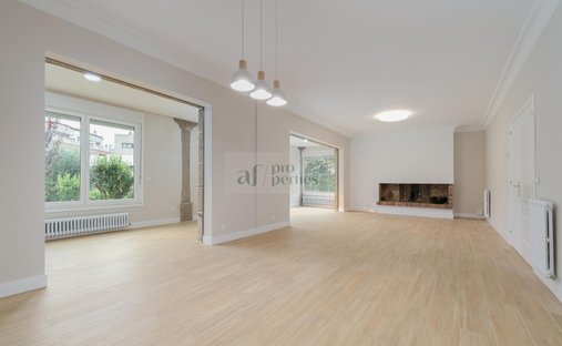 Chalet in Vigo (District), Vigo, Spain 1