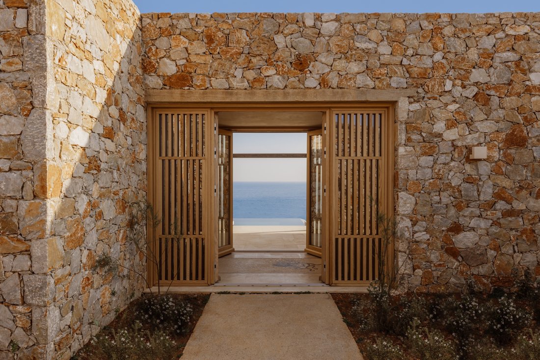 House in Community of Folegandros, Aegean, Greece 2 - 11667464