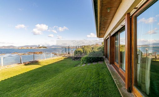 Chalet in Oia, Vigo, Spain 1