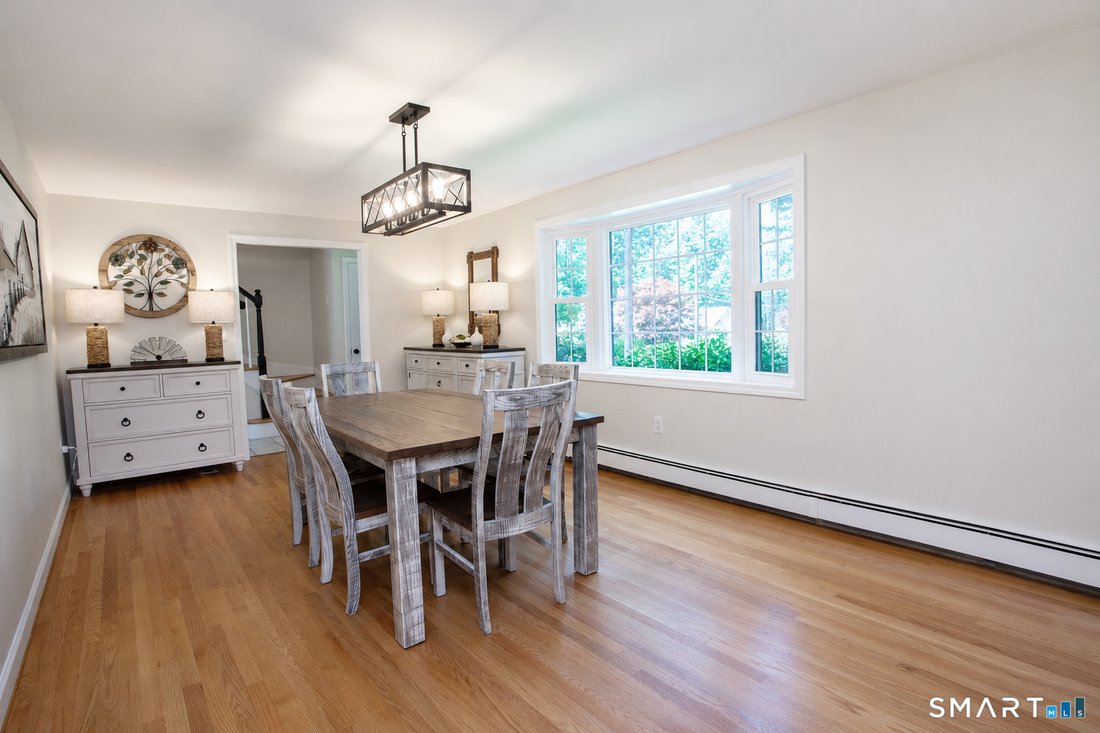 House in Simsbury, Connecticut, United States 5 - 18108892