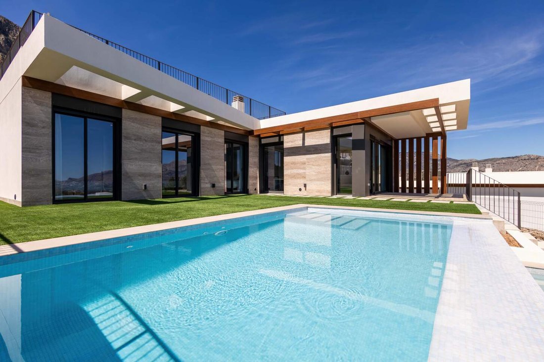 Villa in Polop, Valencian Community, Spain 1 - 18109119