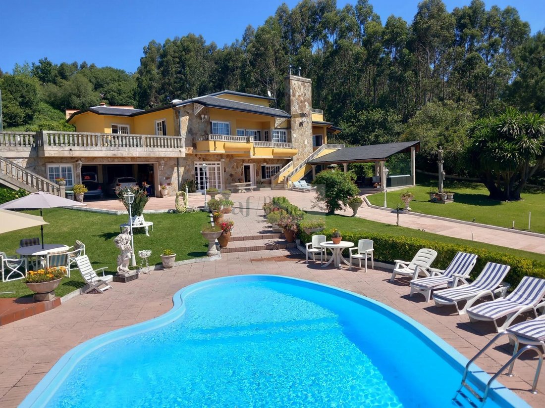 Chalet in Cangas, Galicia, Spain 1 - 15815079
