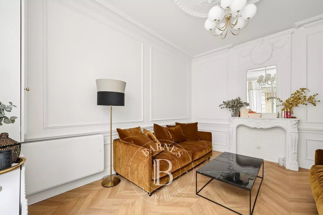 Apartment in Gros Caillou, Paris 7e Arrondissement, Paris 4 - 18109046