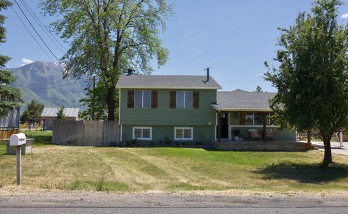 House in Woodland Hills, Utah, United States 1