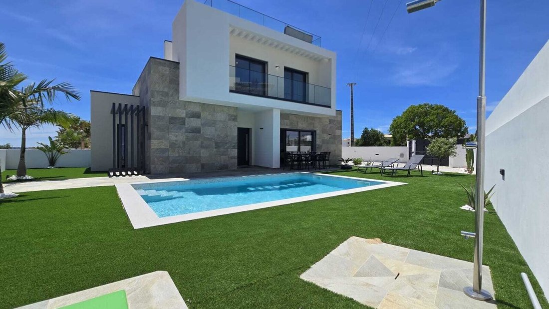 House in Armacao de Pera, Algarve, Portugal 4 - 16861165