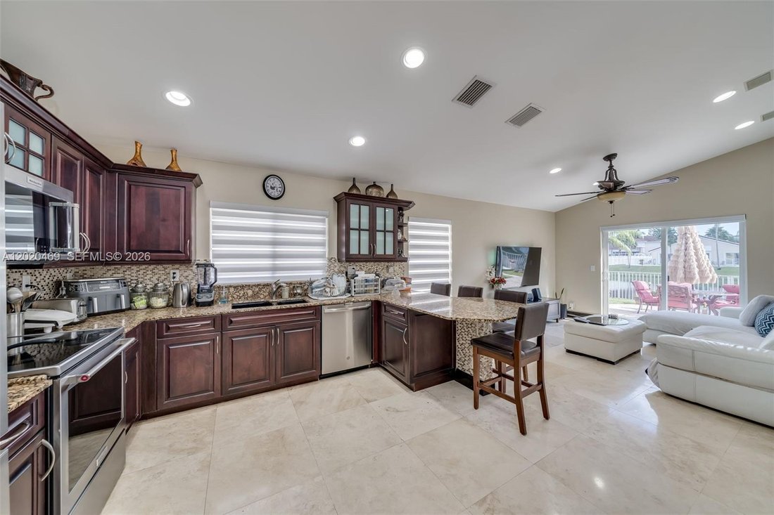 House in Hollywood, Florida, United States 3 - 17942545