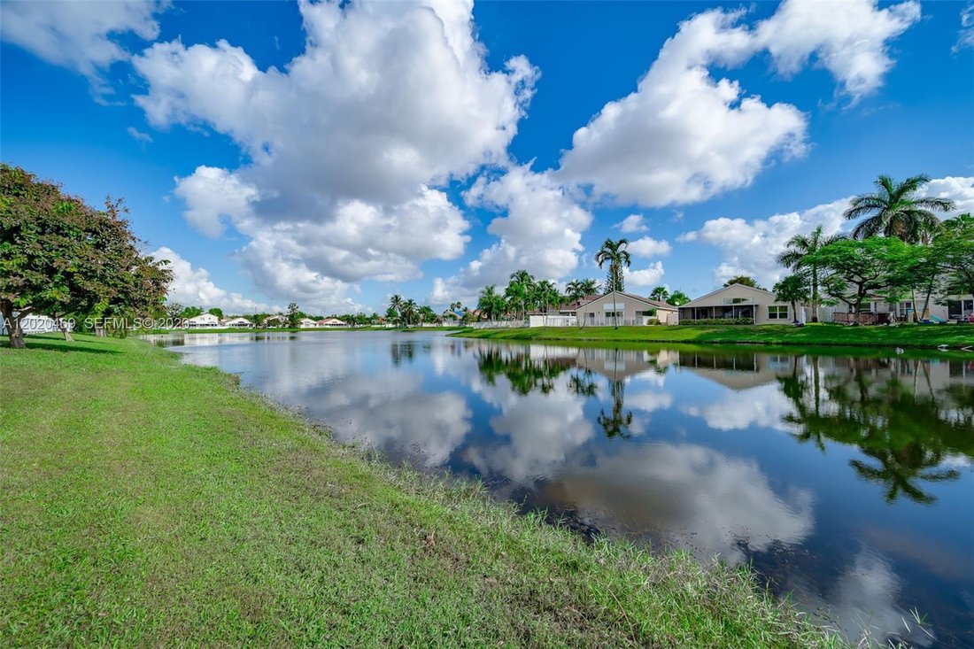 House in Hollywood, Florida, United States 1 - 17942545