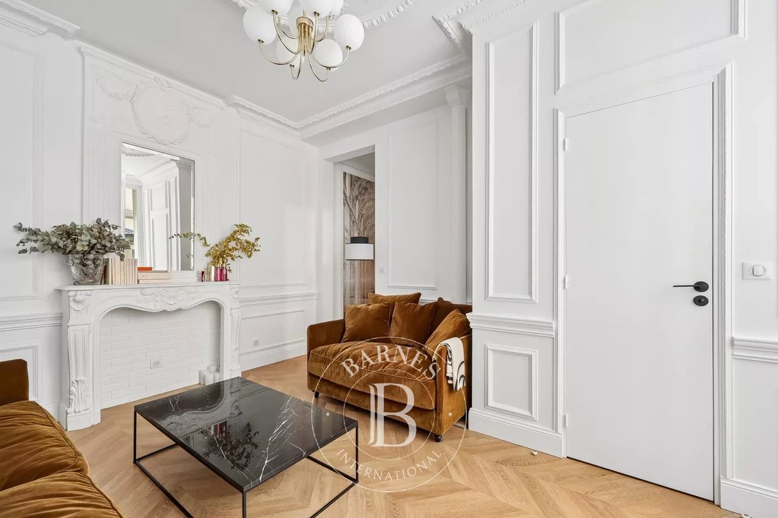 Apartment in Gros Caillou, Paris 7e Arrondissement, Paris 3 - 18109046