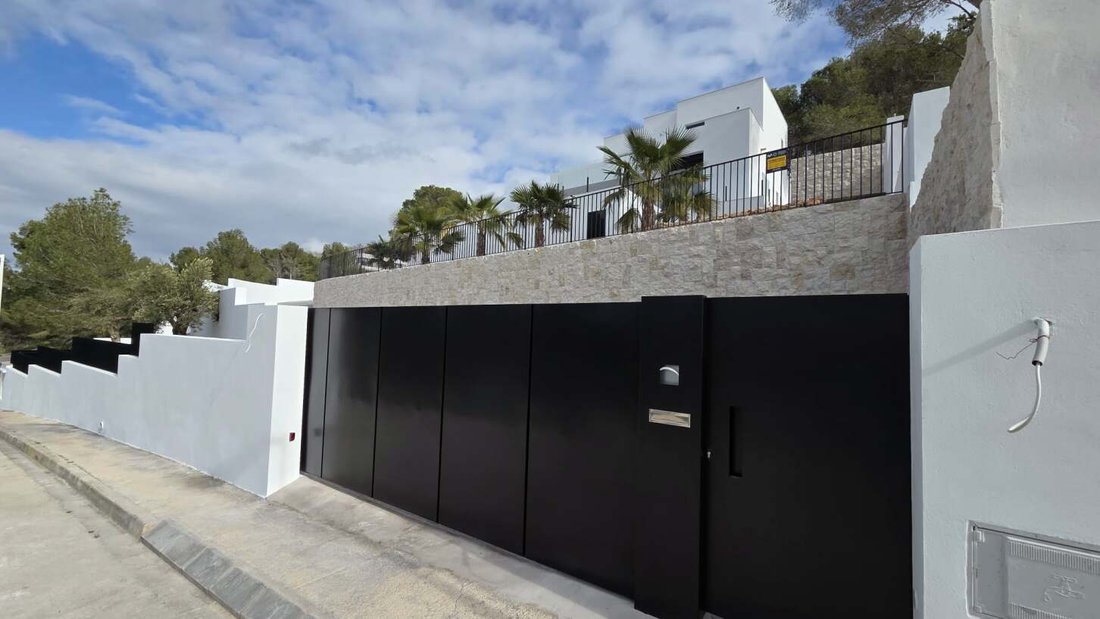 Villa in Calp / Calpe, Valencian Community, Spain 5 - 15154484