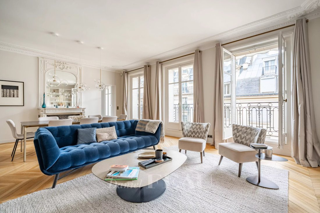 Apartment in Muette Nord, Paris 16e Arrondissement, Paris 2 - 18109039