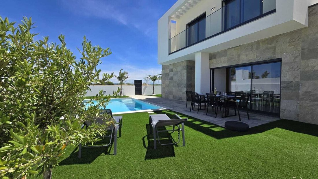 House in Armacao de Pera, Algarve, Portugal 2 - 16861165