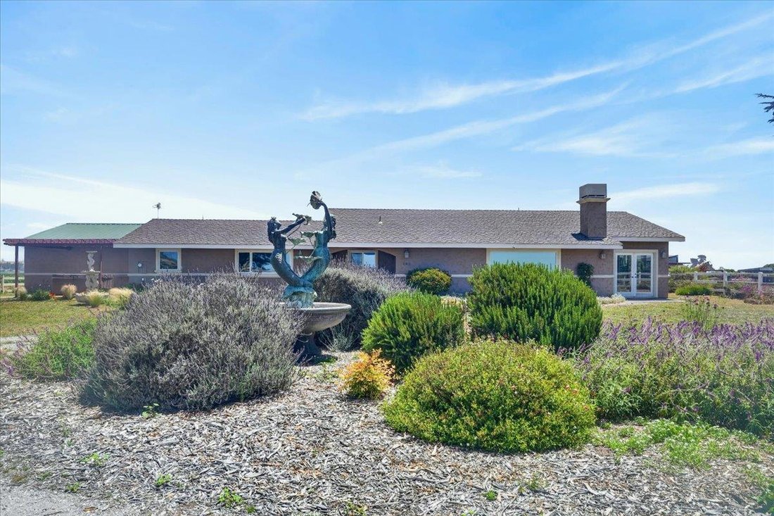 House in Moss Landing, California, United States 4 - 17144210
