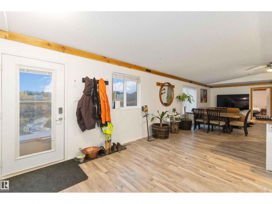 House in Ardrossan, Alberta, Canada 4 - 18109024