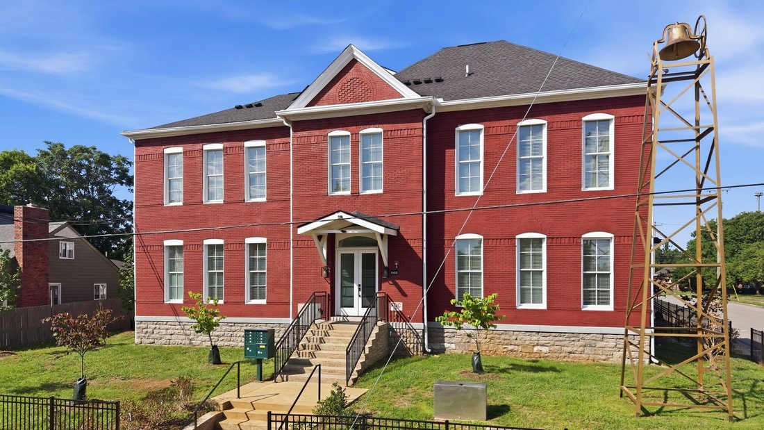 Co Op in Nashville, Tennessee, United States 3 - 18109255