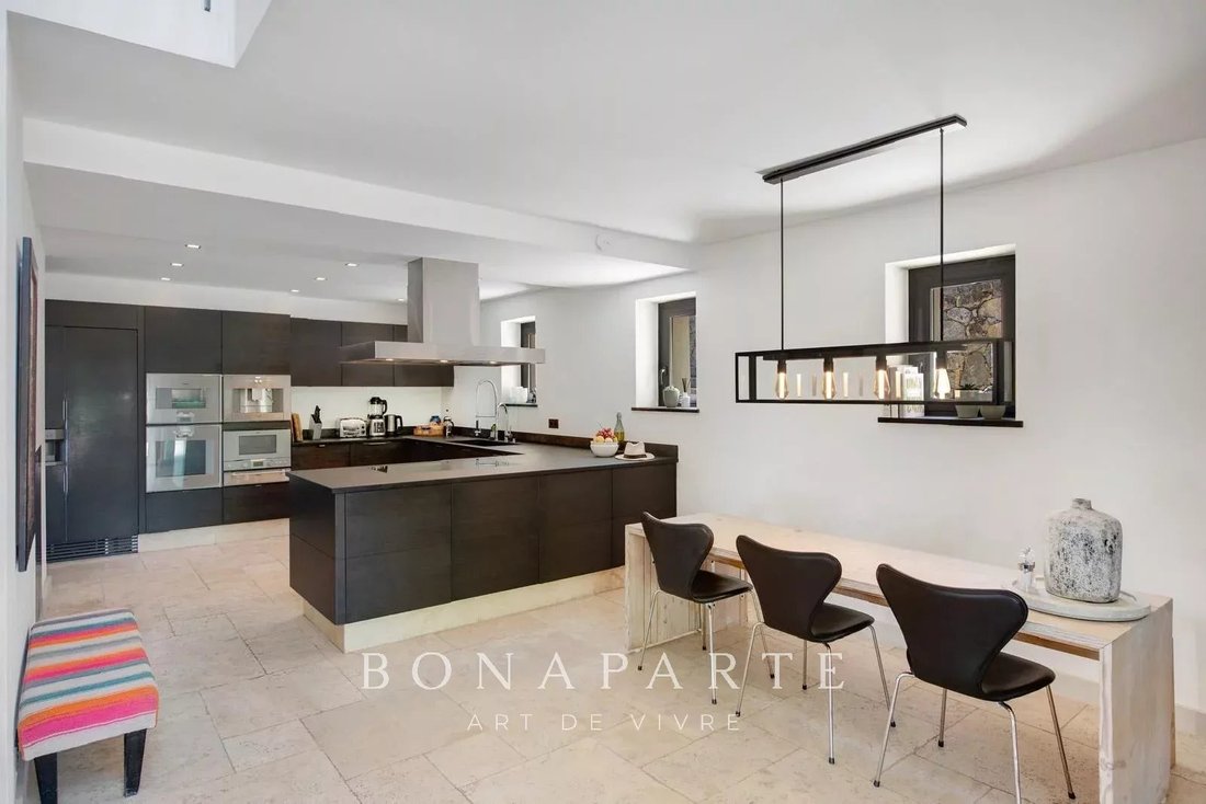Estate in Fayence, Provence-Alpes-Côte d'Azur, France 5 - 18109112