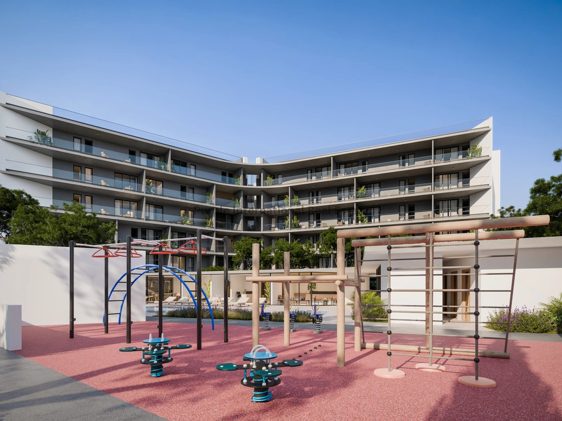 Apartment in Kato Polemidia, Limassol, Cyprus 1 - 18108812
