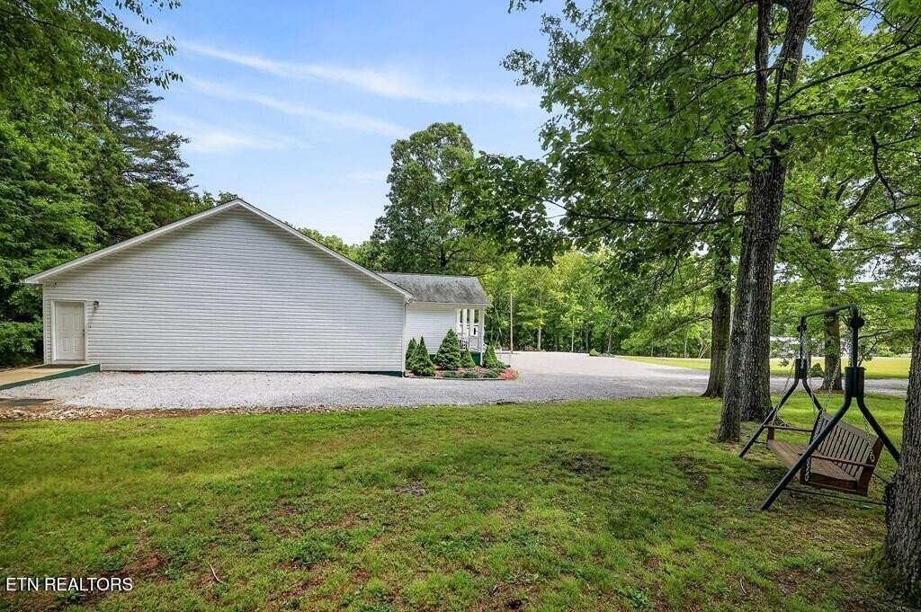 House in Crossville, Tennessee, United States 3 - 18109259