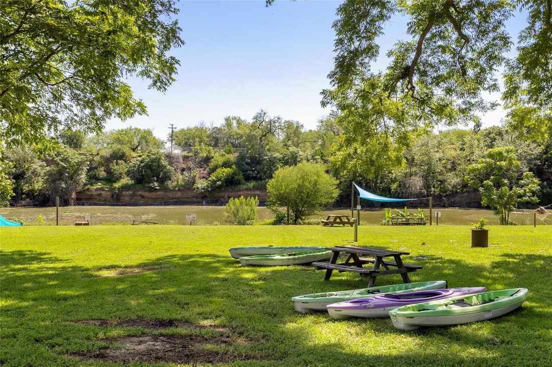 House in McQueeney, Texas, United States 3 - 17627943