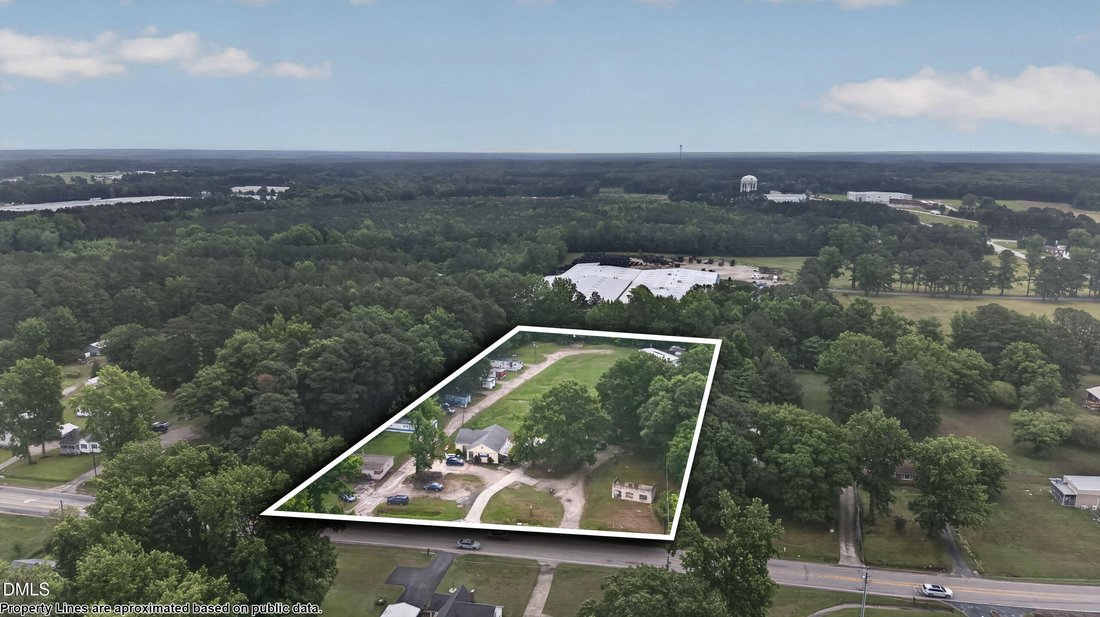 Henderson, North Carolina, United States 1 - 18108936