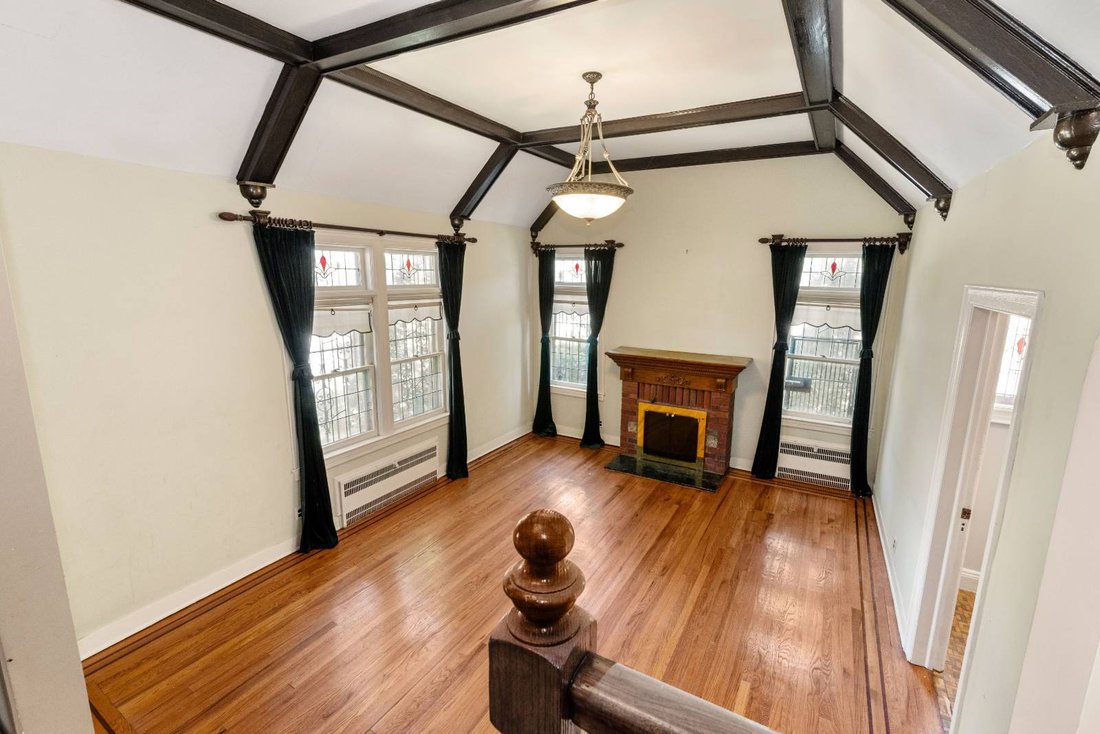 House in New York, New York, United States 5 - 18108639