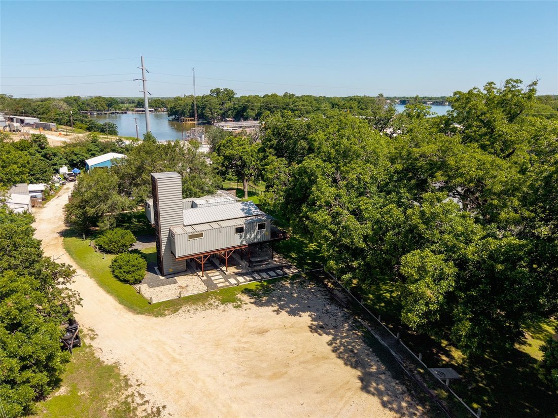 House in McQueeney, Texas, United States 1 - 17627943