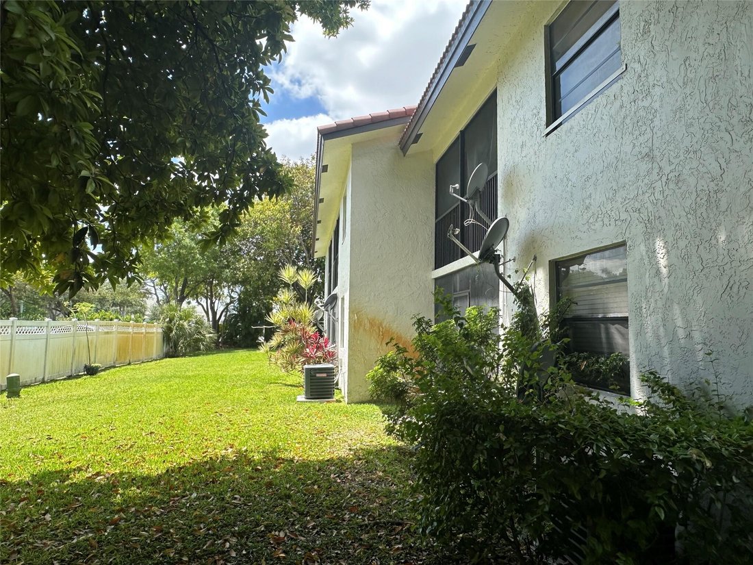 Coral Springs, Florida, United States 5 - 18108934