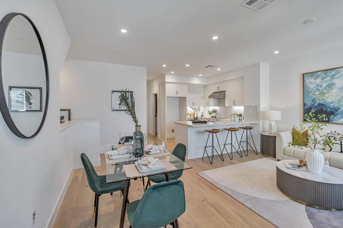 Condo in Cupertino, California, United States 5 - 18108696