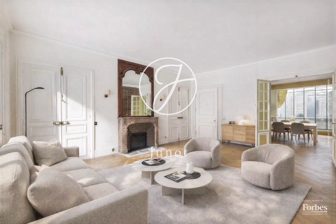 Appartamento a Mairie, Paris 8e Arrondissement, Parigi 4 - 18109088