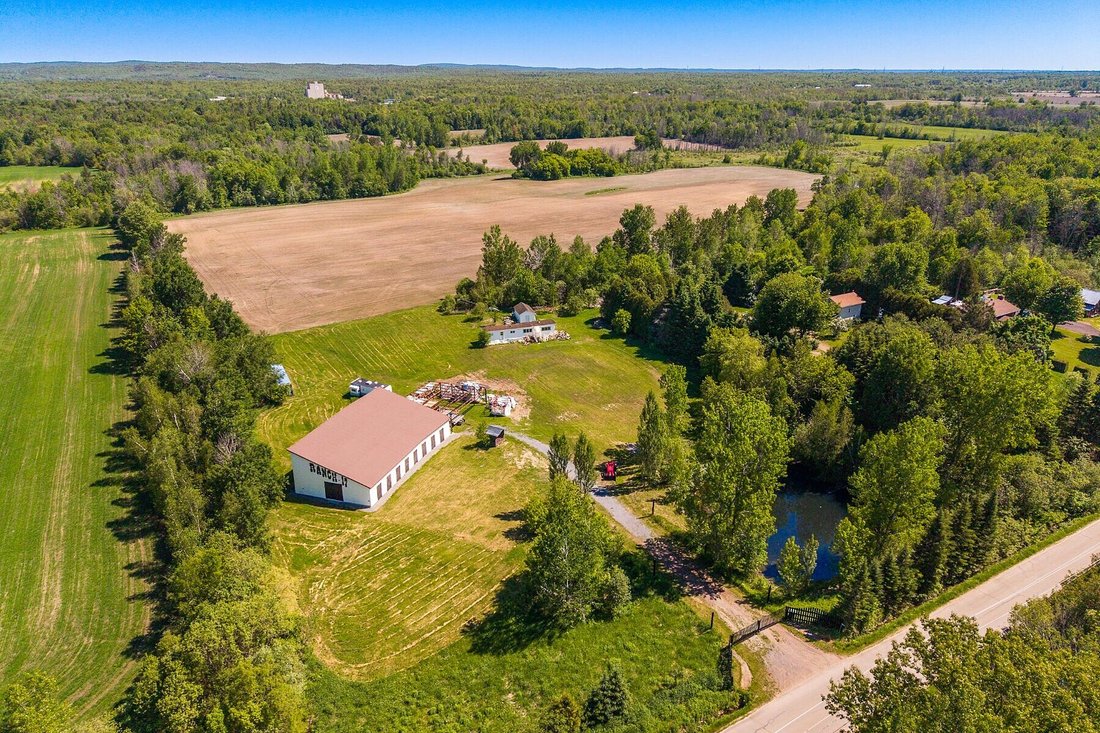 Land in Grenville, Quebec, Canada 2 - 18108763
