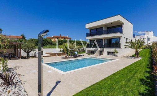 Villa en Poreč, Istria, Croacia 1