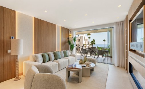 Apartment in Estepona, Andalusia, Spain 1