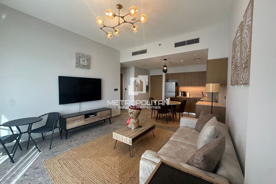 Apartment in Hadaeq Sheikh Mohammed Bin Rashid, Dubai, United Arab Emirates 2 - 18109185