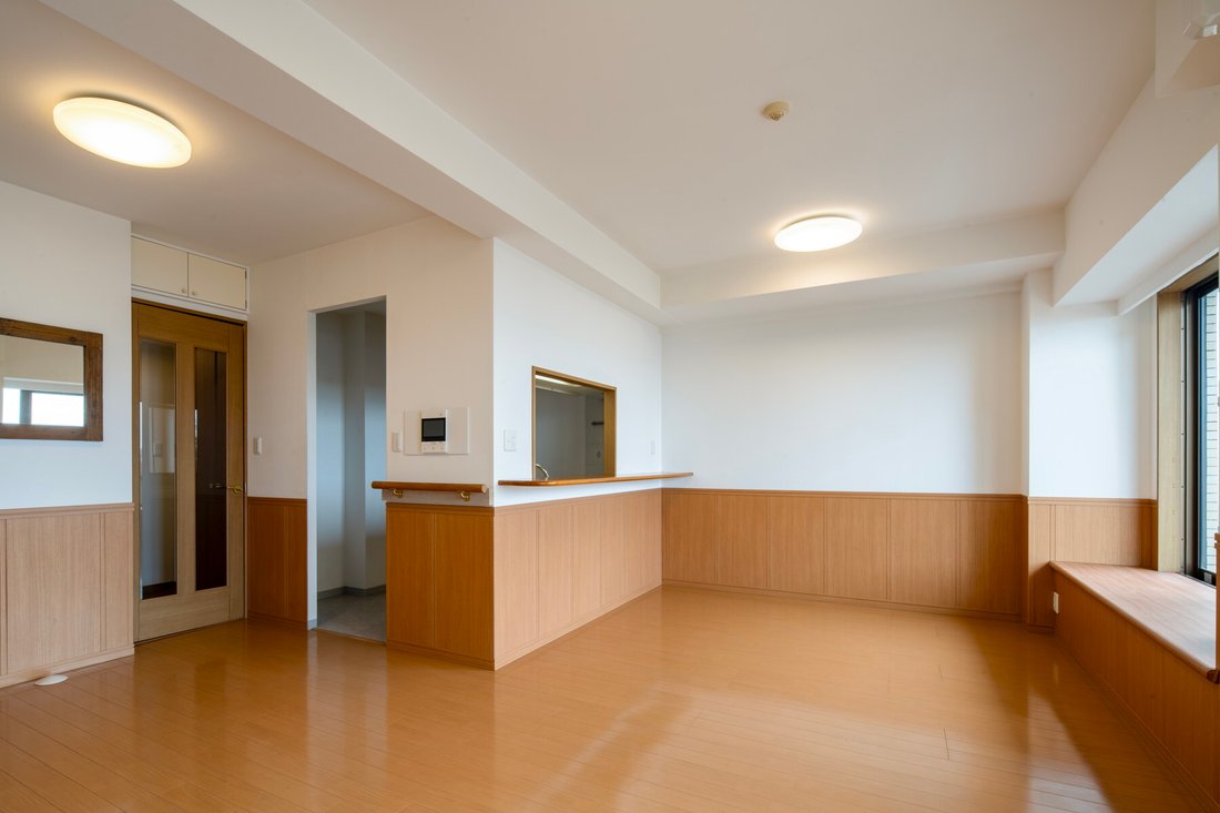Condo in Zushi, Kanagawa, Japan 2 - 18108902