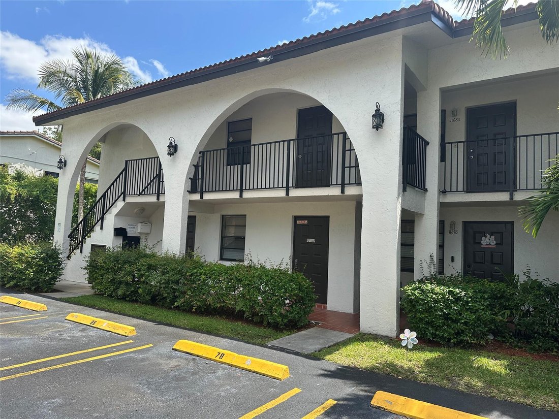 Coral Springs, Florida, United States 3 - 18108934