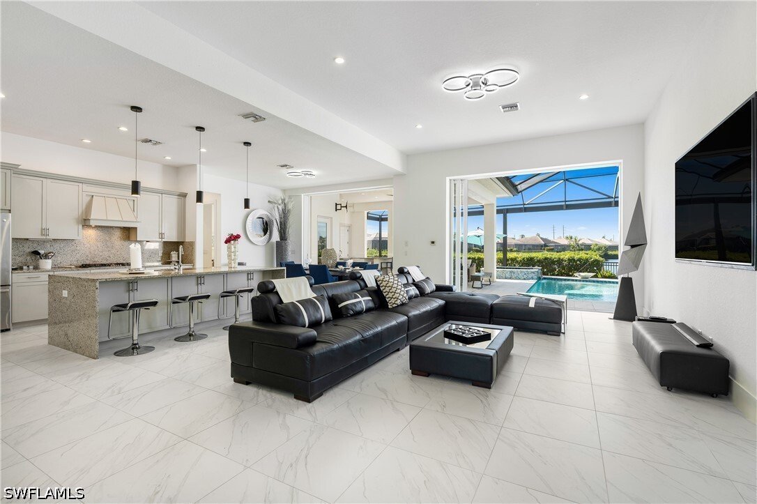 House in Fort Myers, Florida, United States 3 - 18108799