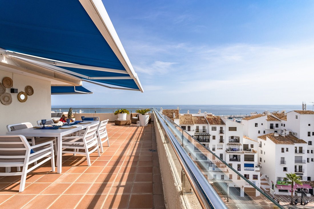 Apartment in Puerto Banus, Marbella, Spain 3 - 18108755