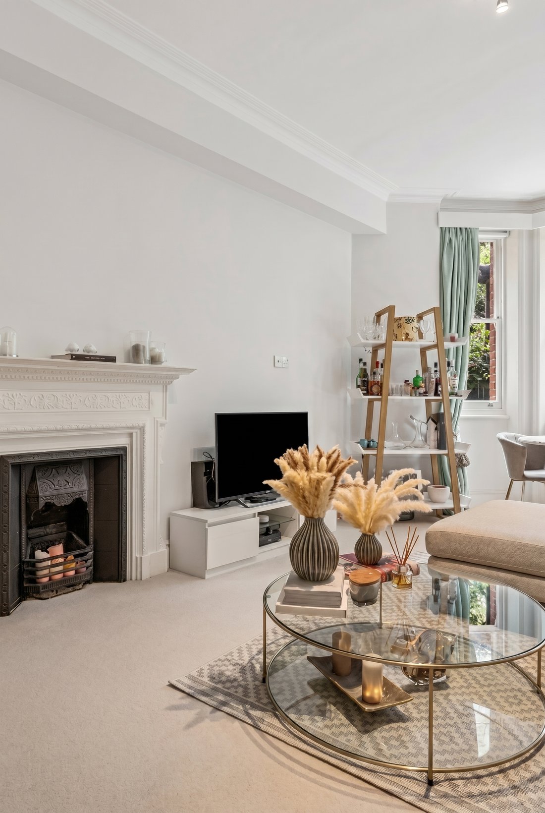 Apartment in Campden Hill, Kensington And Chelsea, England 1 - 18108848