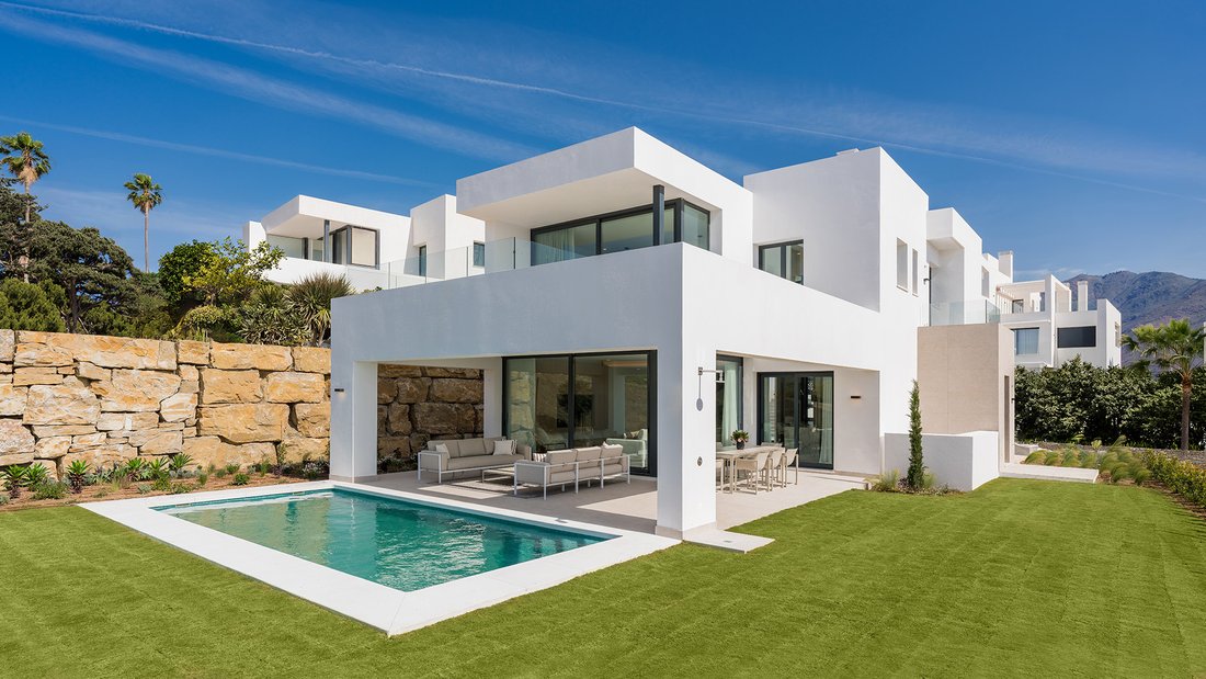 Villa in Estepona, Andalusia, Spain 1 - 17701956